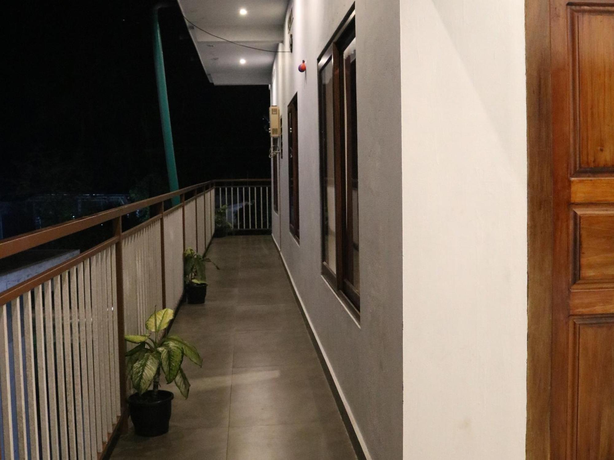 Asprin Homestay Муннар Екстер'єр фото